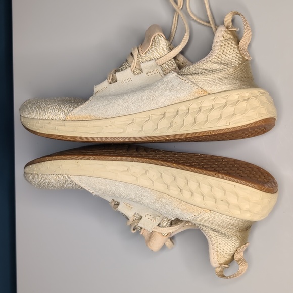 New Balance Cruz Knit and faux suede lace-up Fresh Foam shoe Size 7.5 - Picture 15 of 16